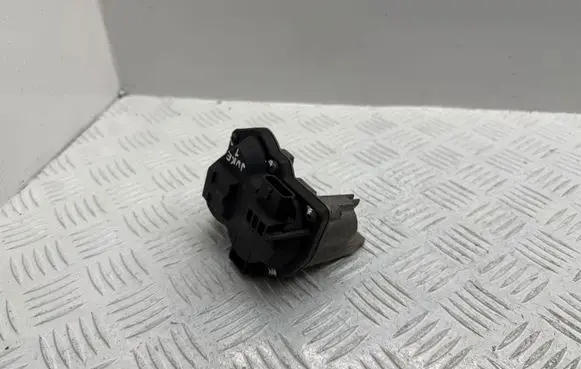 Nissan Juke I F15 Throttle body valve 200101KB1A 04919E20834 50885503