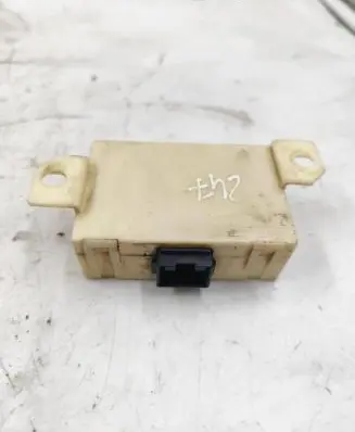 Audi A4 S4 B5 8D Immobilizer control unit/module 4A0953234F 7647951759