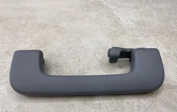 Audi A4 S4 B6 8E 8H Rear interior roof grab handle 8E0857608