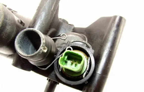 Citroen C5 Thermostat housing 9656182980