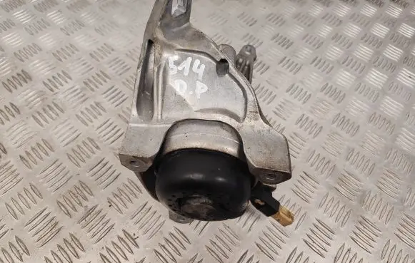 Audi Q7 4M Engine mount bracket 4M0399202E