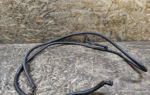 Mercedes-Benz SL AMG R230 Headlight washer hose/pipe N67063