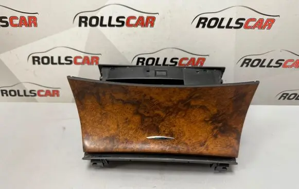 Mercedes-Benz CLS C219 Car ashtray A2116802852