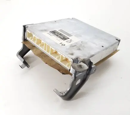 Toyota Corolla E120 E130 Engine control unit/module 8966602110 MB1758005222