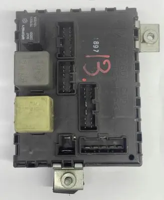 Alfa Romeo 147 Fuse module 7755601