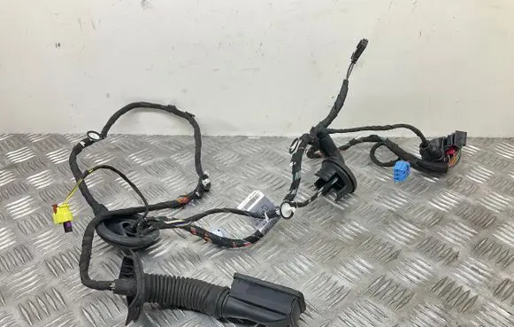 Audi A3 S3 8V Front door wiring loom 8V4971029