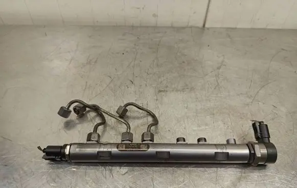 BMW 1 E81 E87 Fuel main line pipe 780912902 319278 0445214184