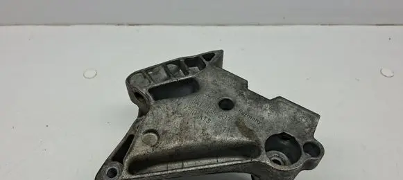Skoda Superb B8 (3V) Engine mounting bracket 04L199207