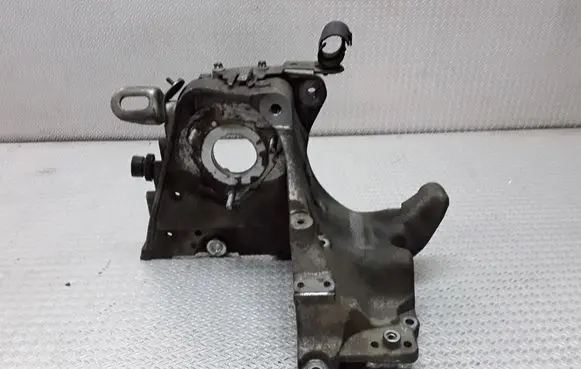 Opel Vectra C Fuel pump bracket 55196092