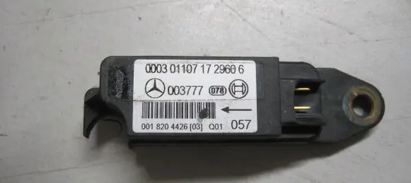 Mercedes-Benz C W203 Airbag deployment crash/impact sensor 0018204426