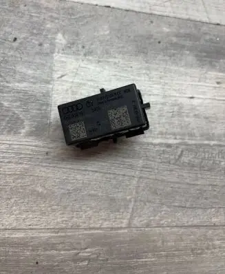 Keyless (KESSY) go control unit/module