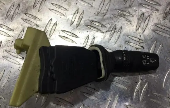 Ford Mondeo MK I Wiper control stalk 93bg17k478db
