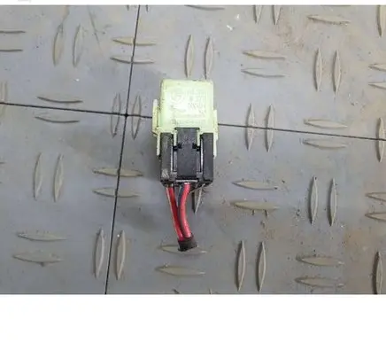 BMW 5 E60 E61 Other relay 6136 8373 23134J593312