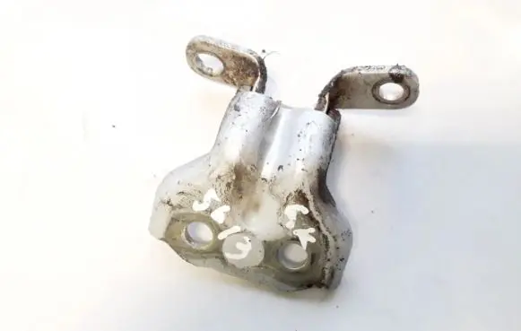 KIA Sorento Rear door lower hinge