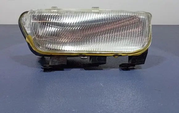 Cadillac DeVille Front fog light 25666736