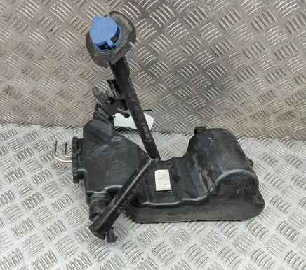 Mercedes-Benz C W205 Windshield washer fluid reservoir/tank A2058660000 A2058690300