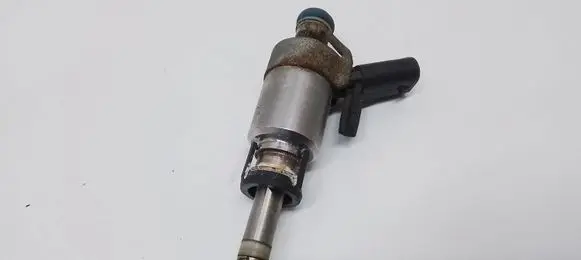 Volkswagen PASSAT B7 USA Fuel injector 06A906036C