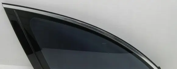 Mercedes-Benz R W251 Rear side window