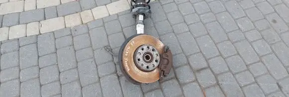 Volkswagen Touran II Front wheel hub spindle knuckle