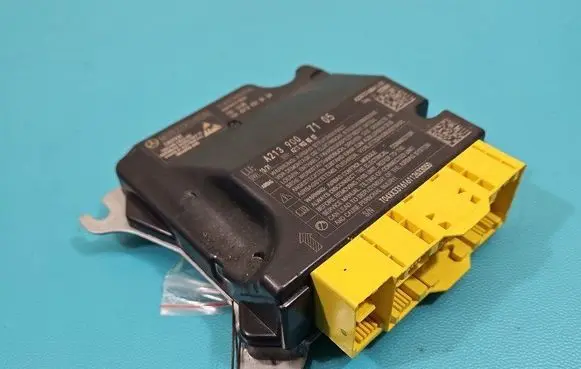 Airbag control unit/module