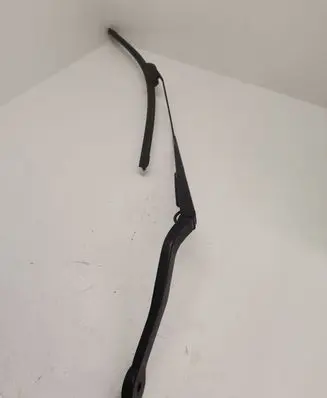 BMW X5 F15 Front wiper blade arm 7304072