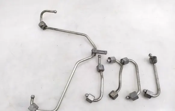 Land Rover Range Rover Evoque L538 Fuel injector supply line/pipe 