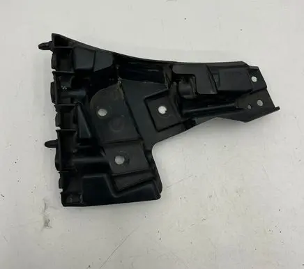 Volvo V60 Front bumper mounting bracket 31323832
