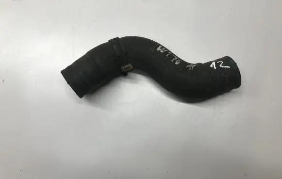 Mercedes-Benz A W176 Engine coolant pipe/hose A6512031782