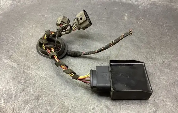 Volkswagen PASSAT B8 Fuel injection pump control unit/module 5Q0906121M