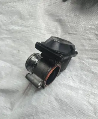 Volkswagen PASSAT B7 Throttle valve 03L128063R 2208110729 A2C31762900