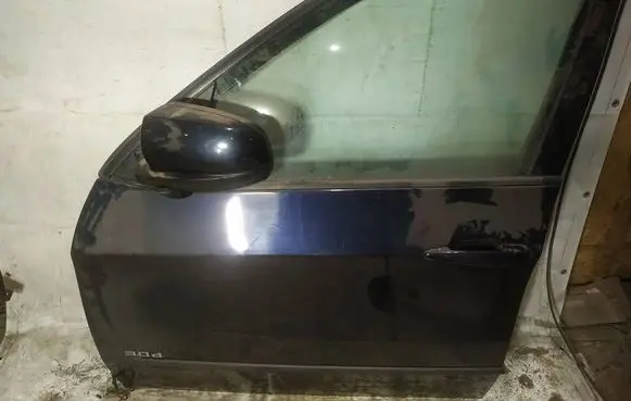 BMW X5 E70 Front door melynos