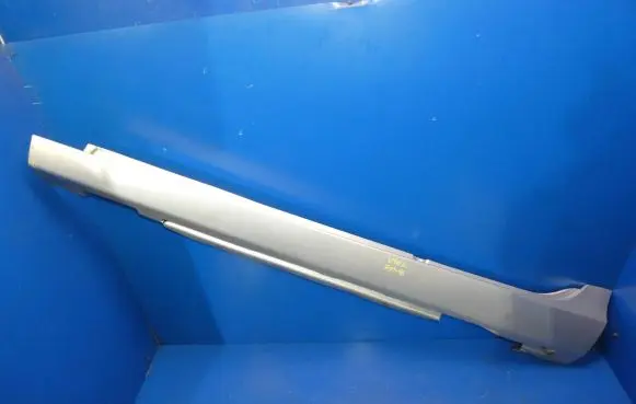 Volvo V40 Side skirt rear trim V10L
