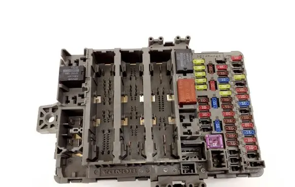 Honda CR-V Fuse module T1EE512 SC3150209