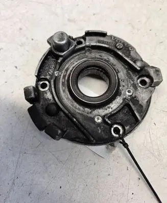 Volvo V70 Oil pump 3063737