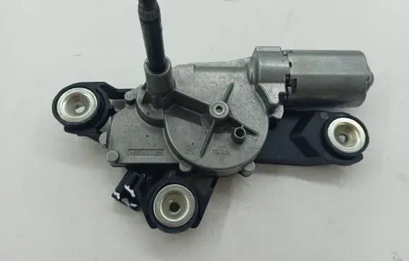 Ford Focus Rear window wiper motor BV6117K441AA 0390201205 C83H6