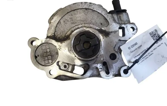 Volkswagen Golf VI Vacuum pump 03L145207