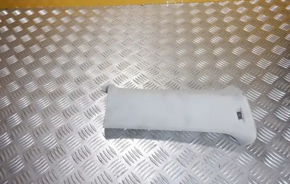 (C) pillar trim
