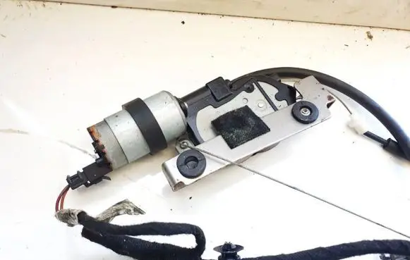 Porsche Cayenne (9PA) Seat adjustment motor 2801600c