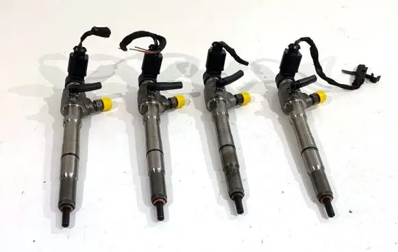 Volkswagen Golf VI Fuel injectors set 03L130277B