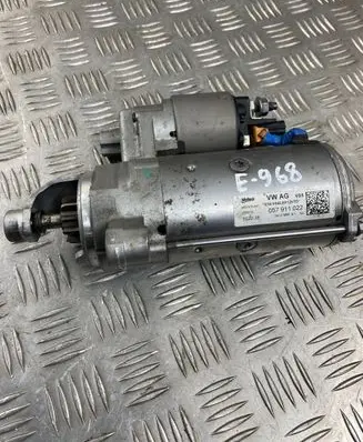 Audi Q7 4M Starter motor 057911022