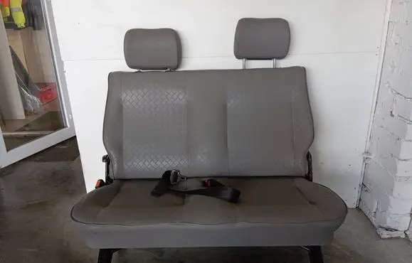 Volkswagen Transporter - Caravelle T4 Rear seat 