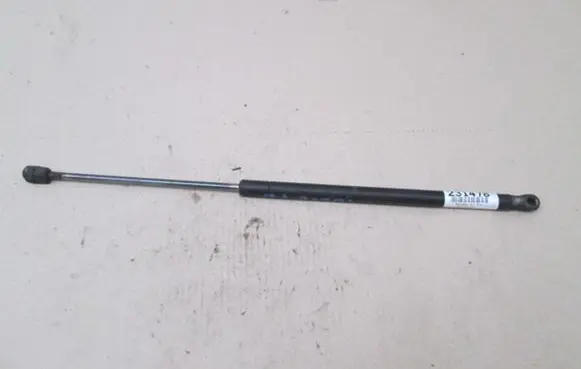 Ford Fusion Shock absorber/damper mounting bracket 