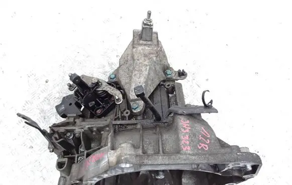 Nissan Note (E12) Manual 5 speed gearbox JH3-323