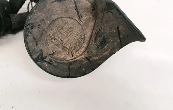 Audi A6 S6 C4 4A Horn signal E335717