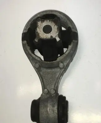 Nissan X-Trail T31 Engine mount bracket 11350JD000