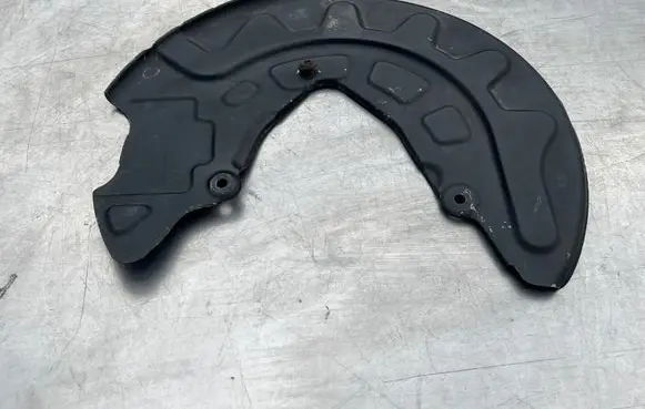 Audi TT TTS RS Mk3 8S Front brake disc dust cover plate 5Q0615311G 01S4714