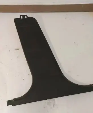 BMW M5 (B) pillar trim (bottom) 9116351 A75202004 A065931