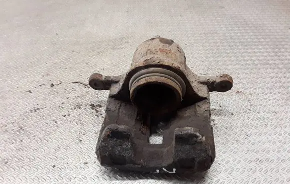 Opel Insignia A Front brake caliper