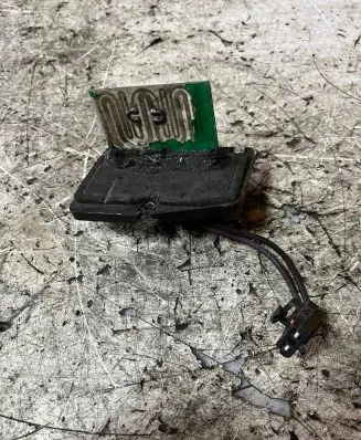 Opel Sintra Heater blower motor/fan resistor 15304891