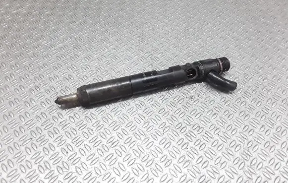 Renault Scenic II - Grand scenic II Fuel injector 8200567290 8200049873